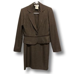 Professional brown business dress with blazer. Size 5/6